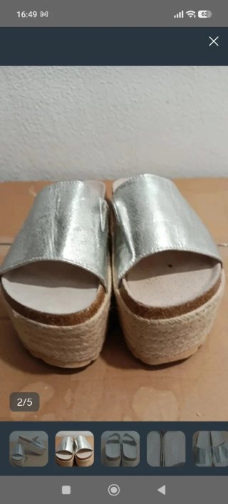Sandalias plateadas con plataforma