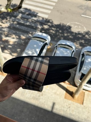 Chanclas Burberry Check