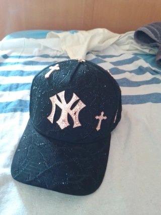 Gorra NY Negra con Cruces y Diamantes reales