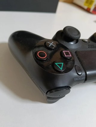 PLAYSTATION 4 IMPECABLE + REGALO!