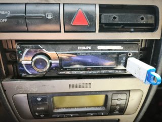 Radio Coche Philips Bluetooth USB