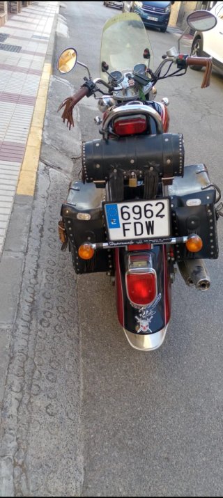 Hyosung Aguila Moto Cruiser Roja