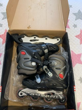 Patines en línea pivot talla 38-39 en su caja