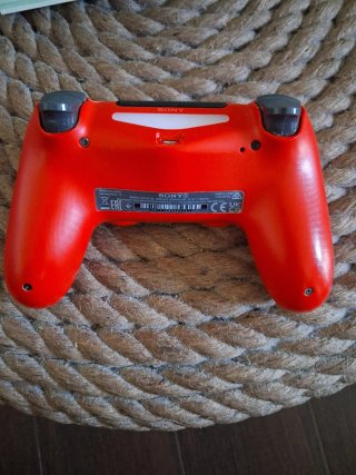 Controller PS4 Rosso non funzionante