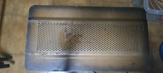Calefactor antiguo metal y madera