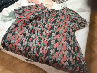 Blusa estampada hojas talla única da talla 3 xl