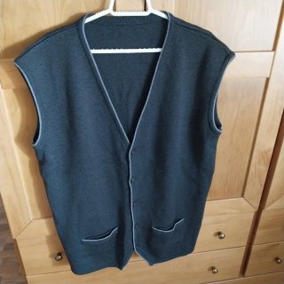 Chaleco de punto gris hombre
