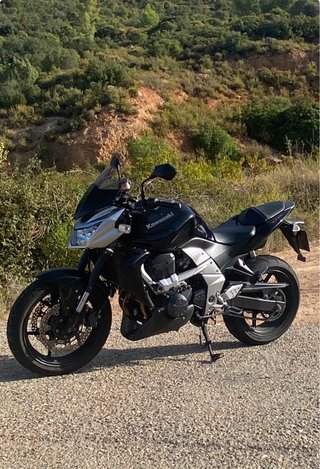 Kawasaki Z750 Naked Negra/Plata 2008