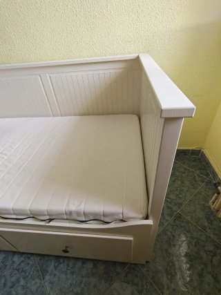 Diván Ikea Hemnes 3 cajones (impecable)