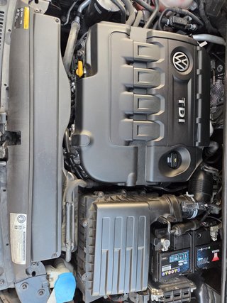 Volkswagen Touran 1.6TDI 7PLAZASUN PROPIETARI 2016