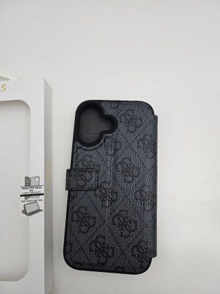 Funda Guess iPhone 16