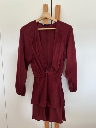 Vestido Zara satinado rojo