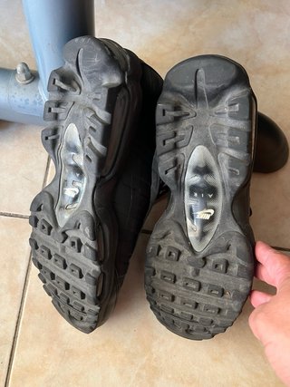 Nike Air Max 95 Negro Gris