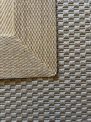 Alfombra Vinílica Beige y Marrón