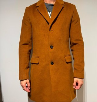 Abrigo marrón de Zara