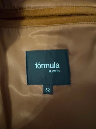 Abrigo marrón de Zara