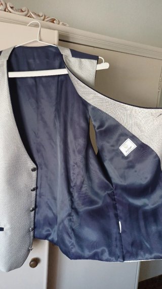 Chaleco Lino Clemente talla 54 XL gris plata.