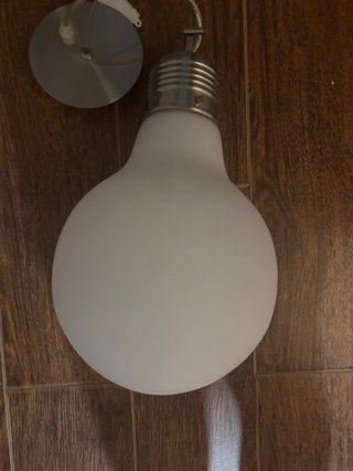 Lámpara colgante forma bombilla