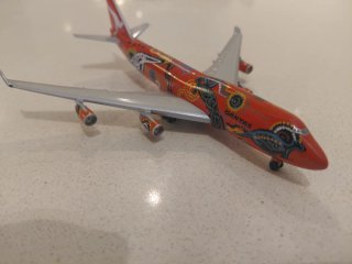 2 Maquetas del 747 de  Qantas