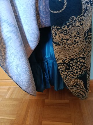 Vestido estampado ideal para eventos de otoño- inv