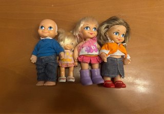 4 Muñecas Barriguitas