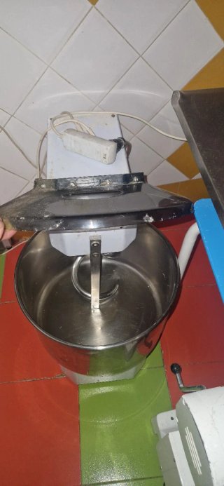 Amasadora Profesional 25L Pizzeria