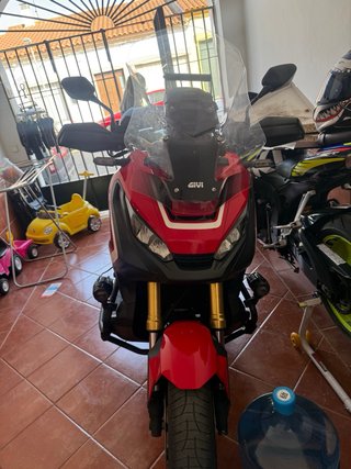 Honda XADV 750 Adventure