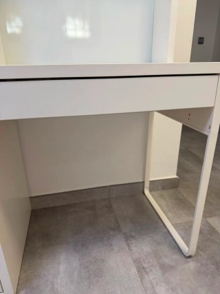 Escritorio juvenil blanco