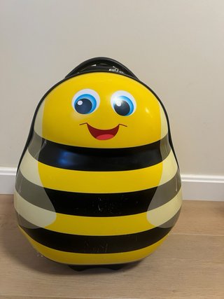 Maleta y mochila abeja para niños