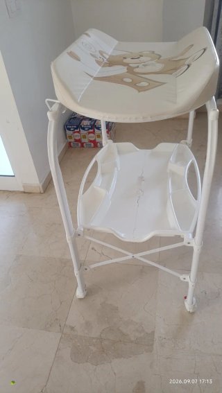 Cambiador bebé con estructura