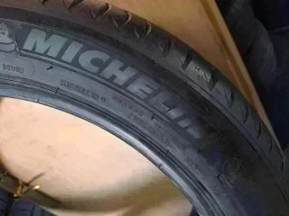 245 45 R19 102Y Michelin - 1 neumático +85%