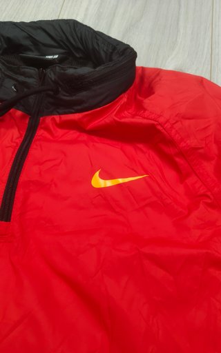 Chaqueta Nike Roja y Negra Media Cremallera