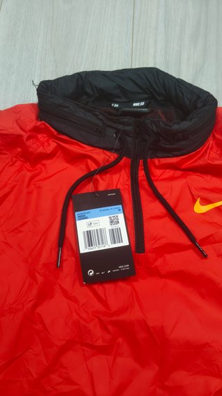 Chaqueta Nike Roja y Negra Media Cremallera