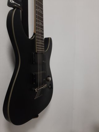 Charvel CJC 1217721 con funda
