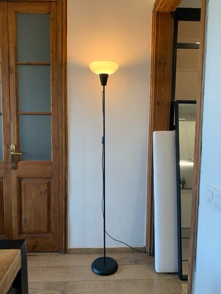Lámpara de pie IKEA 175 cm