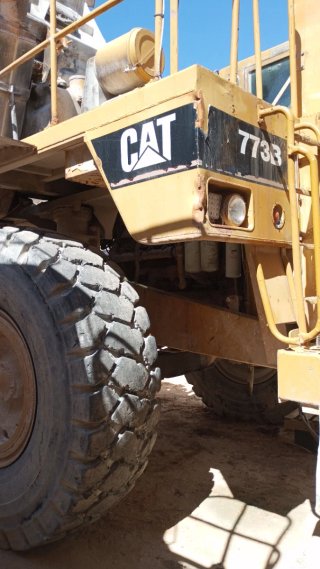 Dumper CAT 773B