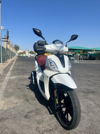 Sym Symphony ST 125cc Scooter