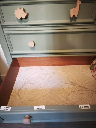 Cómoda madera maciza restaurada