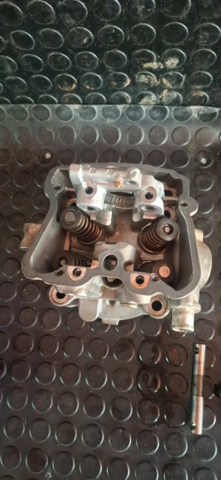 Culata KTM EXC-F 450 2009 arboles balancines