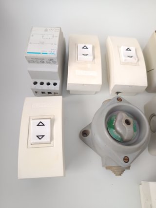 lote de material eléctrico