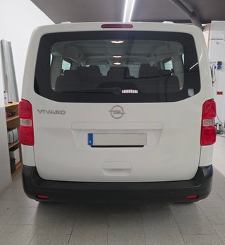 OPEL VIVARO TDCI 120CV COMBI 9 PLZAS