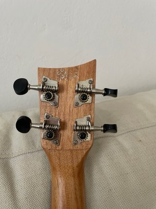 Ukelele Soprano Ashton