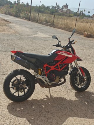 Ducati Hypermotard 1100 2007 Roja