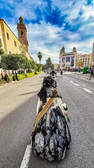 Traje Fallera