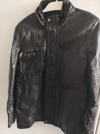 Cazadora de piel Celebswear negra