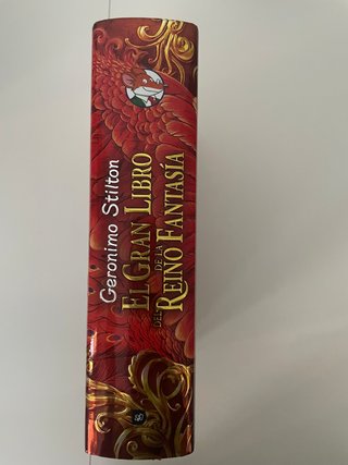 “El Gran Libro del Reino de la Fantasía”