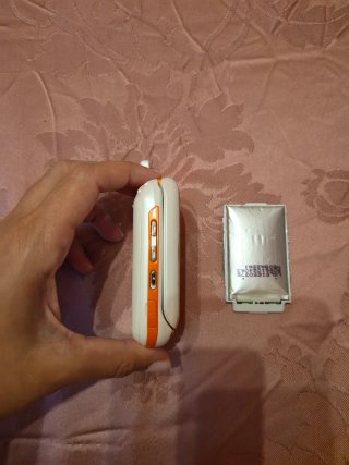 LG U8550 Telefono Vintage Arancione/Bianco