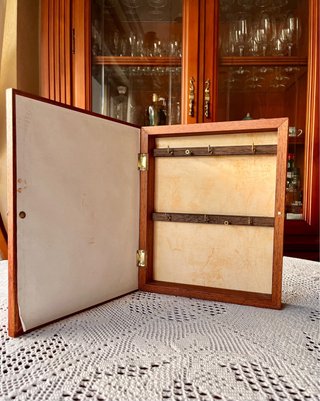 CAJA PORTALLAVES DE MADERA VINTAGE.