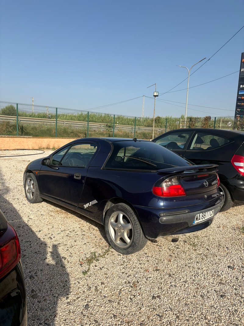 Opel Tigra 1.4i 16v 1999, foto 3