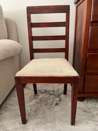 Juego de 2 sillas de madera